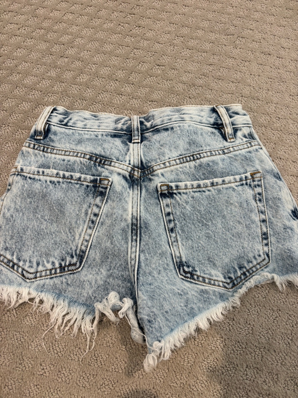 PacSun Women’s Vintage High Rise Distressed Jean Shorts Size 22 - Picture 2 of 3